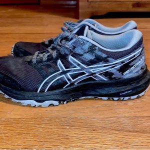 Asics Gel Scram 5 Running shoes